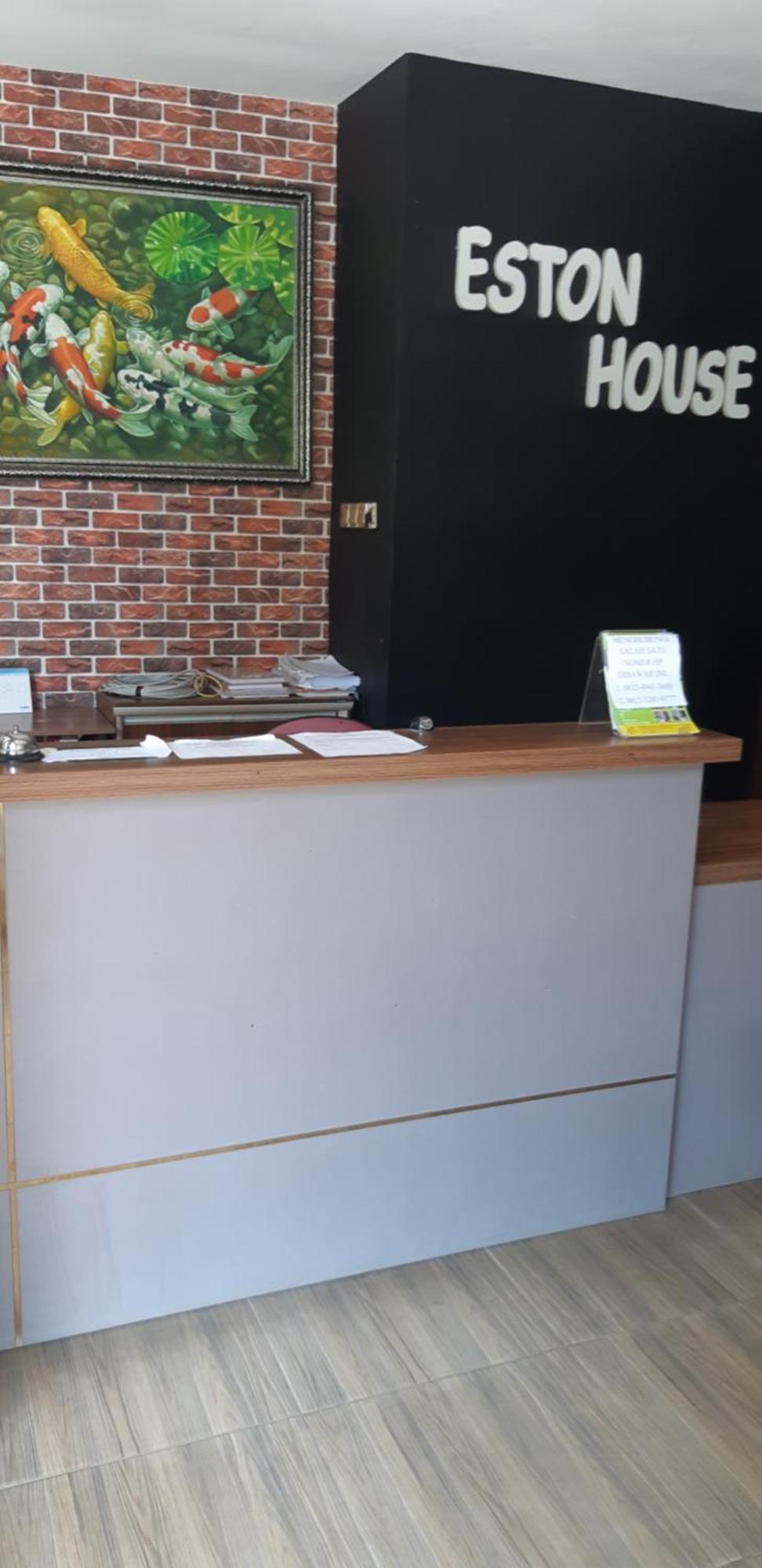 New Eston House Homestay *